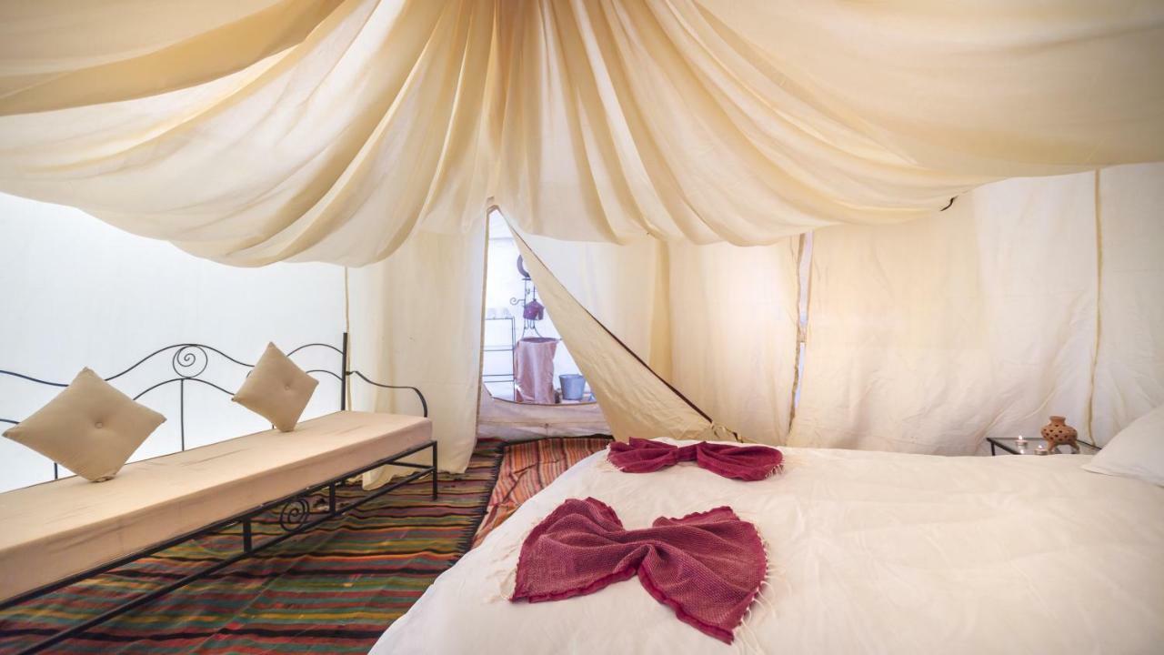 Camp Mars Hotel Douz Buitenkant foto